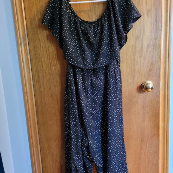 ASOS OHS Black Polka Dot Off Shoulder Jumpsuit 1x - Picture 8 of 8